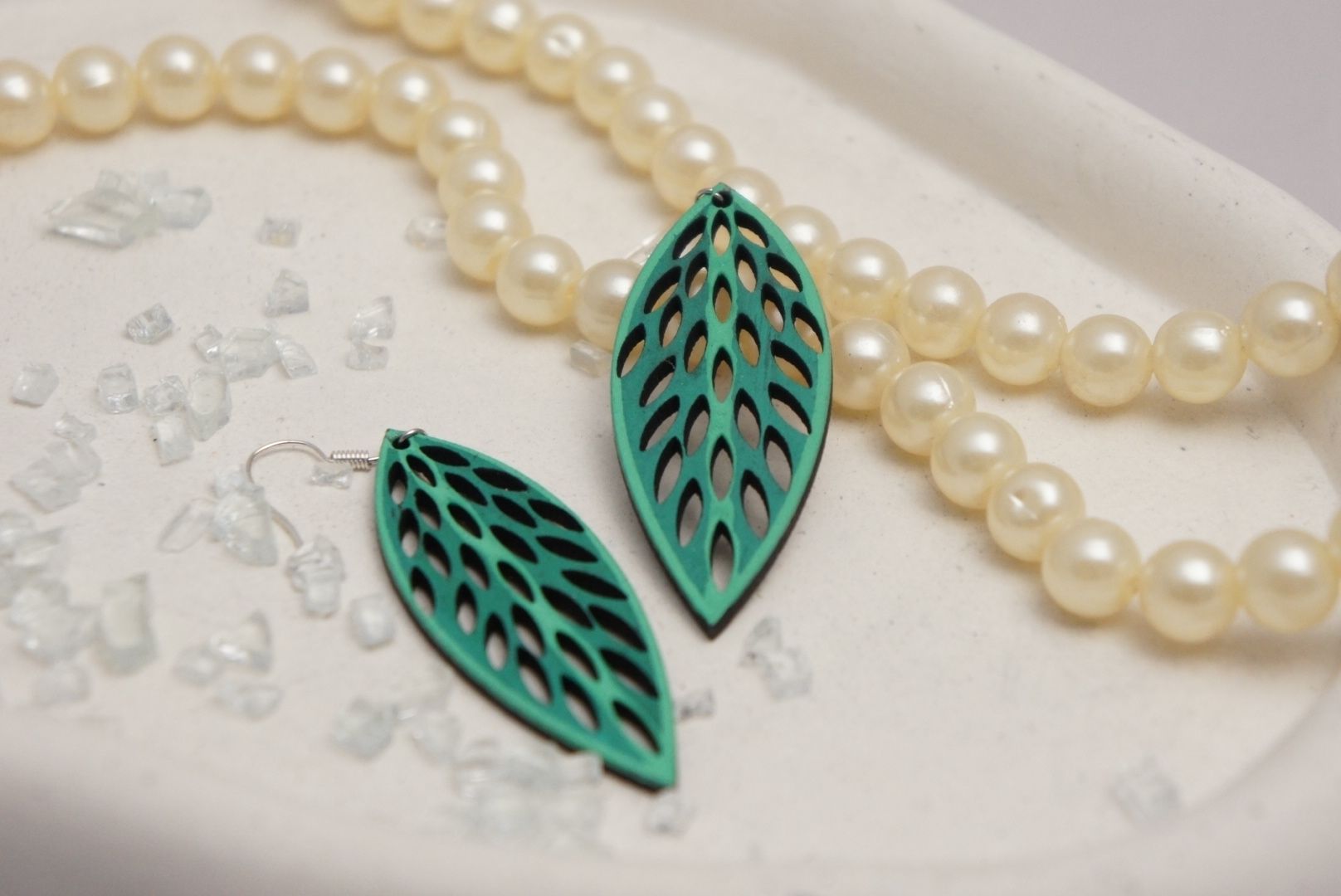 گوشواره طرح برگ